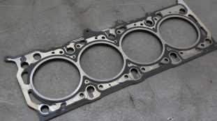 Entre le bloc moteur et la culasse, le joint de culasse sépare des circuits qui ne doivent jamais se mélanger. Comprendr